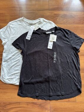 NWT Uniqlo Linen T-Shirt Bundle XL